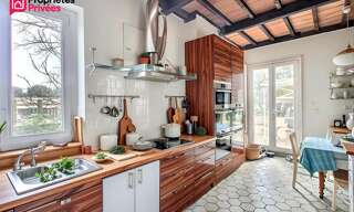 Maison 10 Pièces 197 m² à vendre à Uzès (30700)