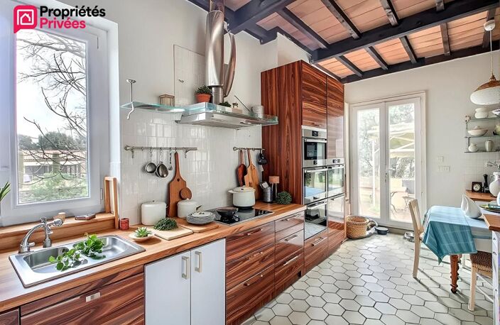 A Uzès, maison de cachet à fort potentiel ! — photo 5