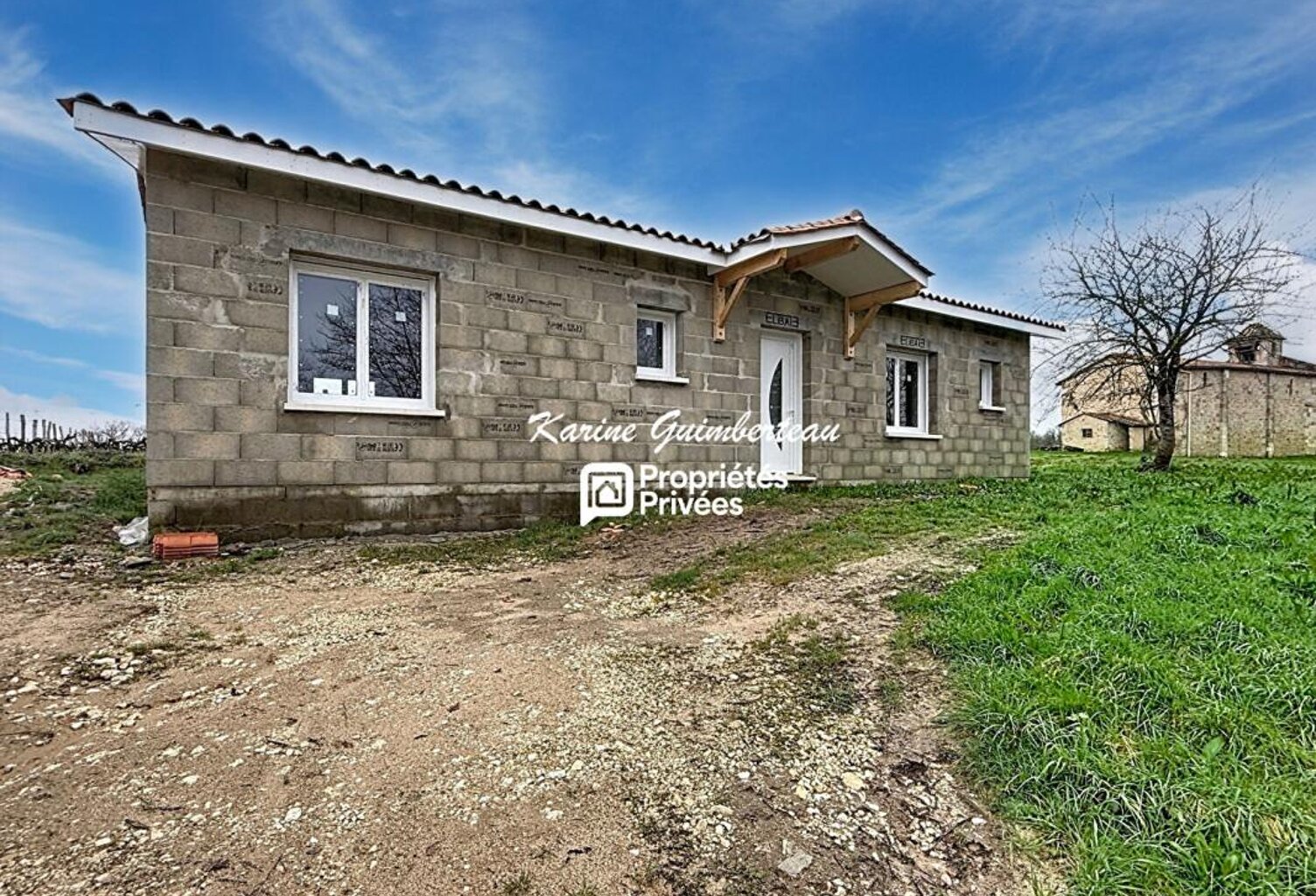 St Aulaye : Maison hors d'eau hors d'air à aménager — photo 1