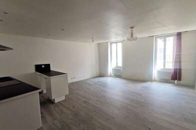 Appartement 3 pièces 780 €