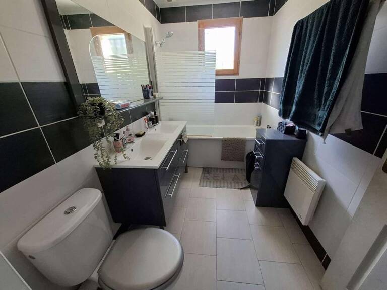 Maison/Pavillon proche LA FERTE VIDAME 9 pièce(s) 137.19 m2 avec terrain 1355m² — photo 1