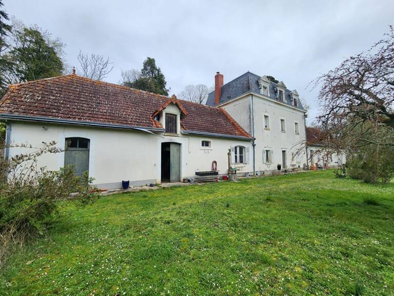Maison Lucay Le Male 13 pièce(s) 360 m2 — photo 1