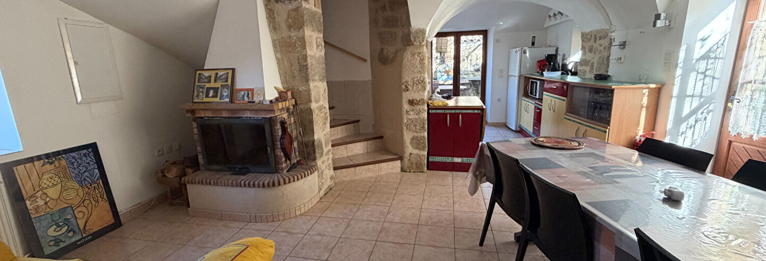 Maison 10 Pièces 257 m² à vendre à Grane (26400)