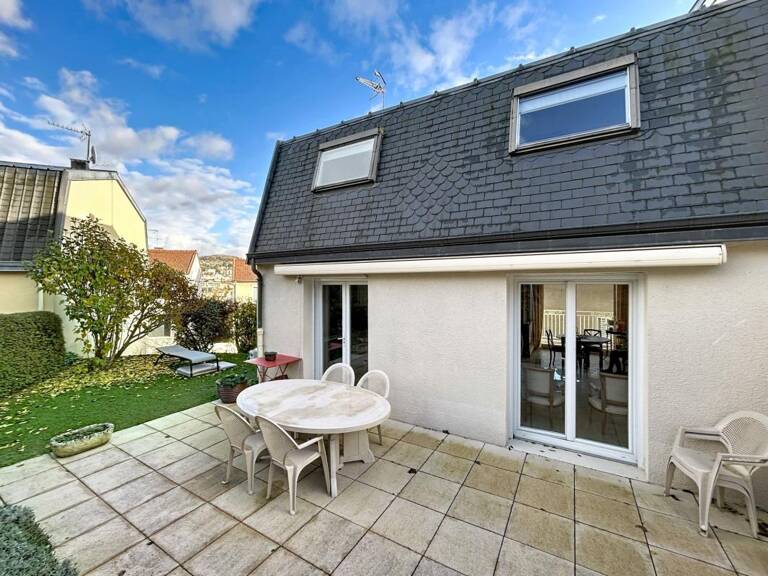 Maison À Vendre — photo 1