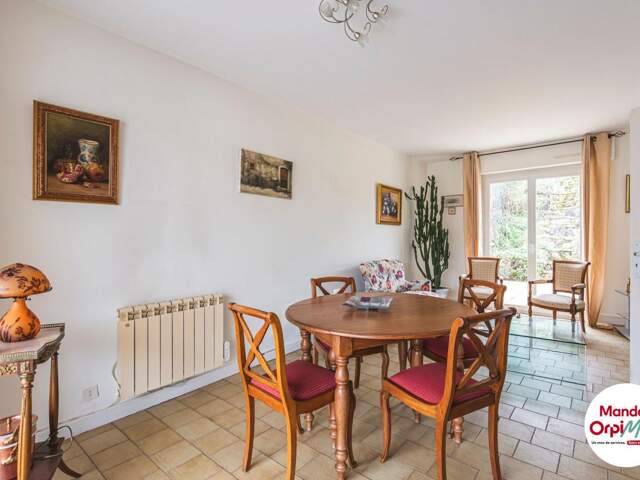 Maison À Vendre — photo du bien