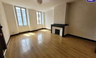 Appartement 3 Pièces 107 m² à louer à Saint-Girons (09200)