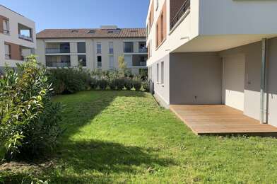 Appartement 3 pièces 854 €