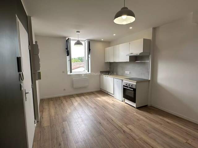 Appt T2 proche centre commercial — photo du bien