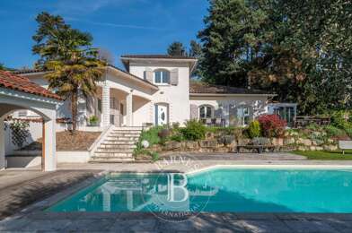 Maison 7 pièces 1065000 €