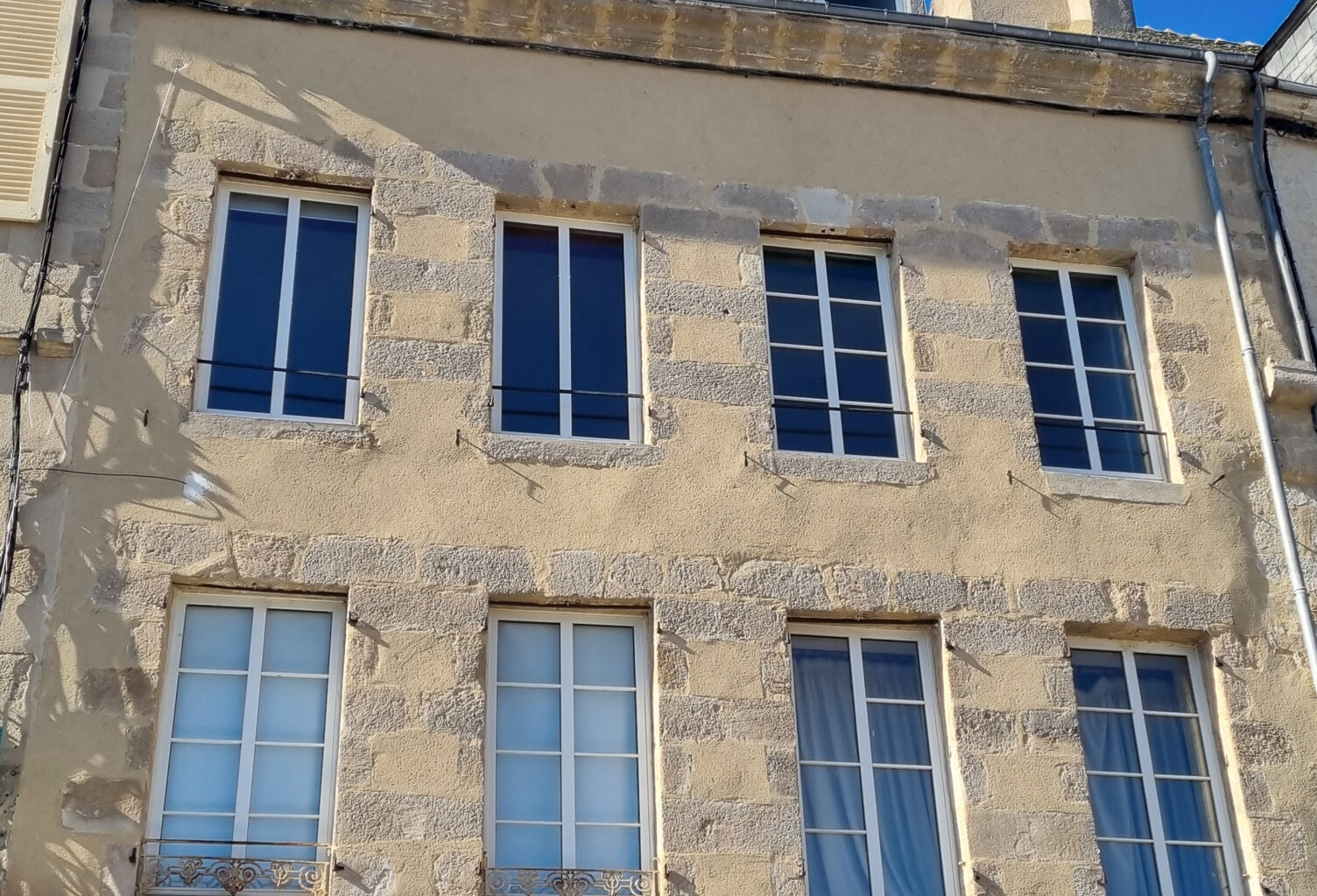 Ensemble de plusieurs appartement en centre ville ! — photo 1