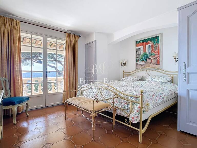 Très belle villa proche centre avec magnifique vue mer ! — photo 1