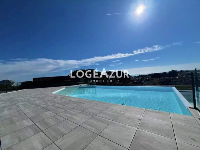 LOCATION SAISONNIERE Villeneuve Loubet - Appartement en rez de j — photo du bien