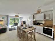 LOCATION SAISONNIERE Villeneuve Loubet - Appartement en rez de j — photo 3