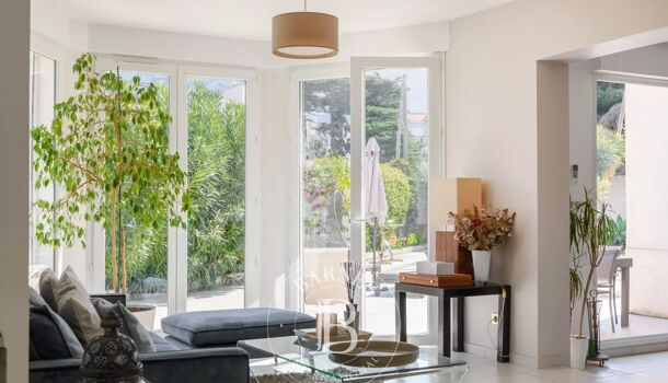 Villa / Maison 7 pièces  à vendre Marseille 8eme 13008