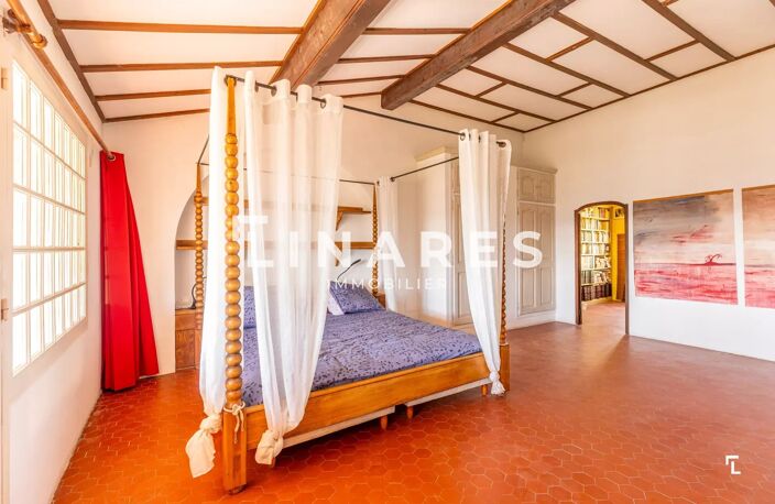 LE PANORAMIQUE - Maison de ville T7 de 267m2 - Jardin - 83440 Ca — photo 4