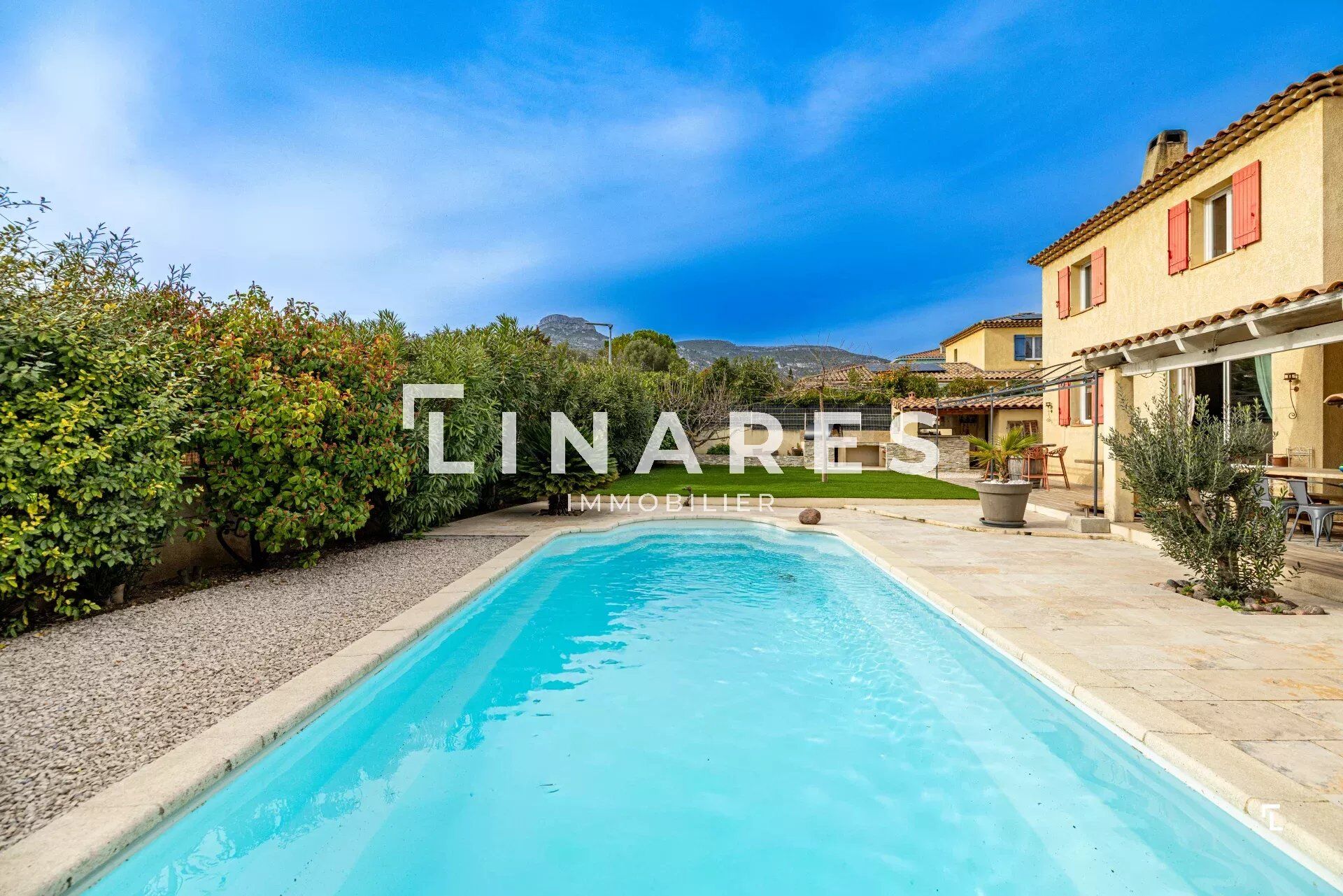 Villa / Maison  T6 à vendre Aubagne 13400