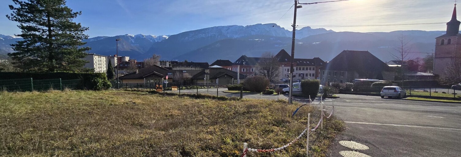 Terrain  718 m² à vendre à Marignier (74970)