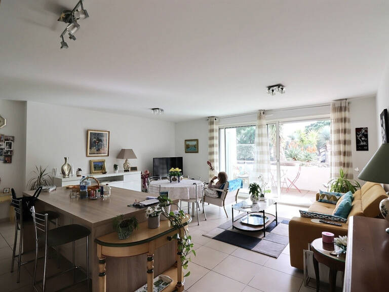 A Bandol dans une résidence de standing Grand T2 de 61,40m2 — photo 1
