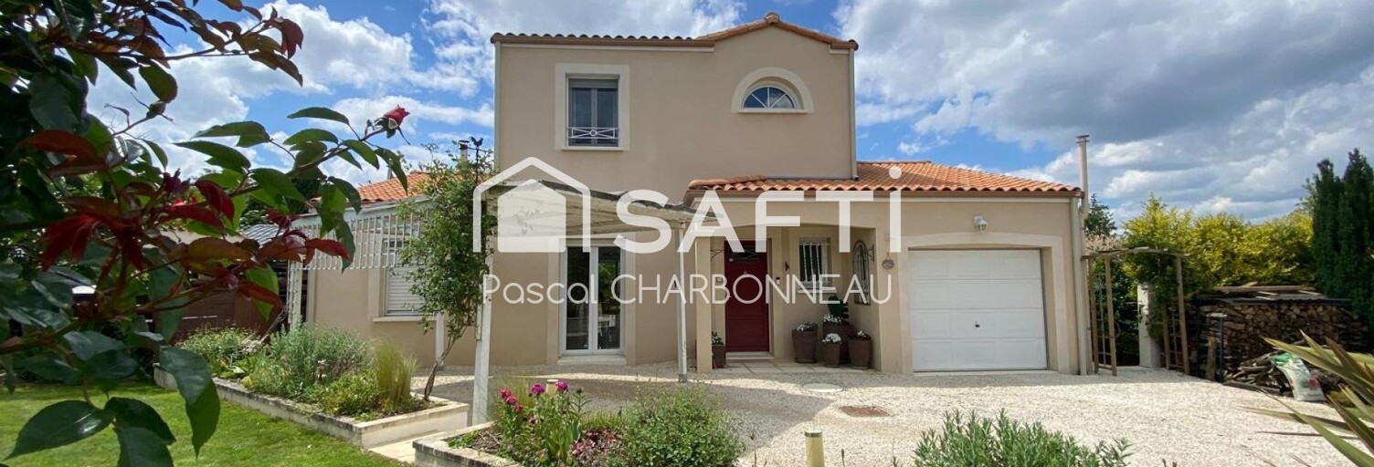 Maison 6 Pièces 117 m² à vendre à La Châtaigneraie (85120)