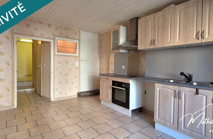 Maison de village au coeur St Germain Lembron — photo 2