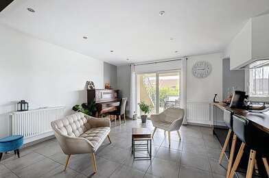 Appartement 5 pièces 265000 €