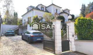 Maison 9 Pièces 215 m² à vendre à L'Étang-la-Ville (78620)