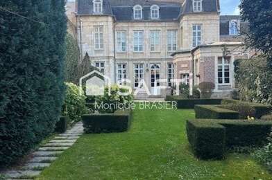 Maison 8 pièces 900000 €