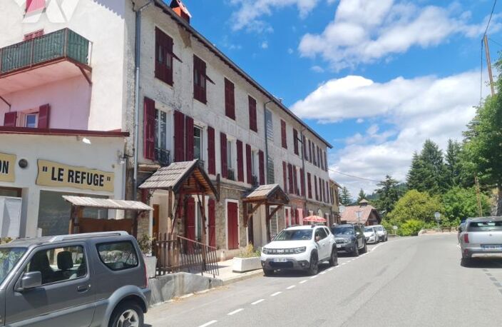 Vente appartement 1 pièce 34 m² Lucéram (06440) — photo 3