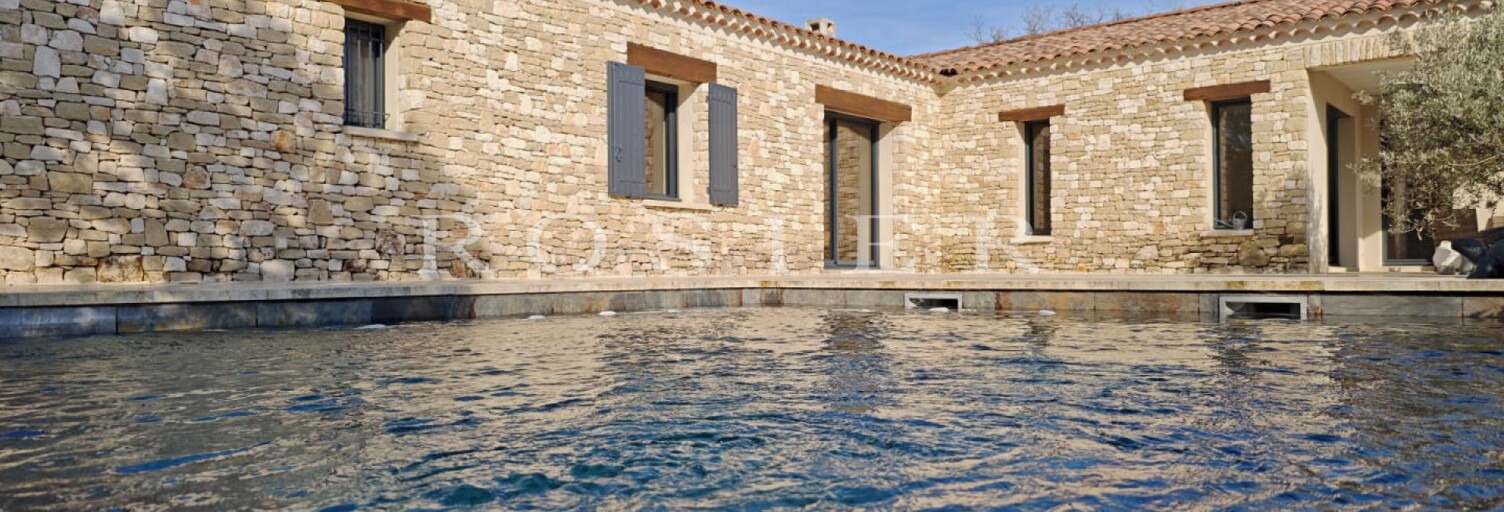 Maison 7 Pièces 149 m² à vendre à Gordes (84220)