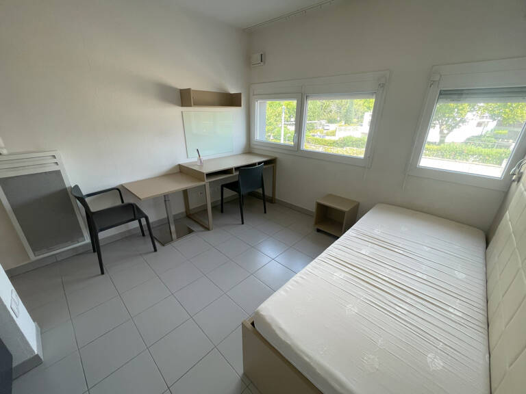 Joli studio meublé à Montpellier (AIGUELONGUE) — photo 1