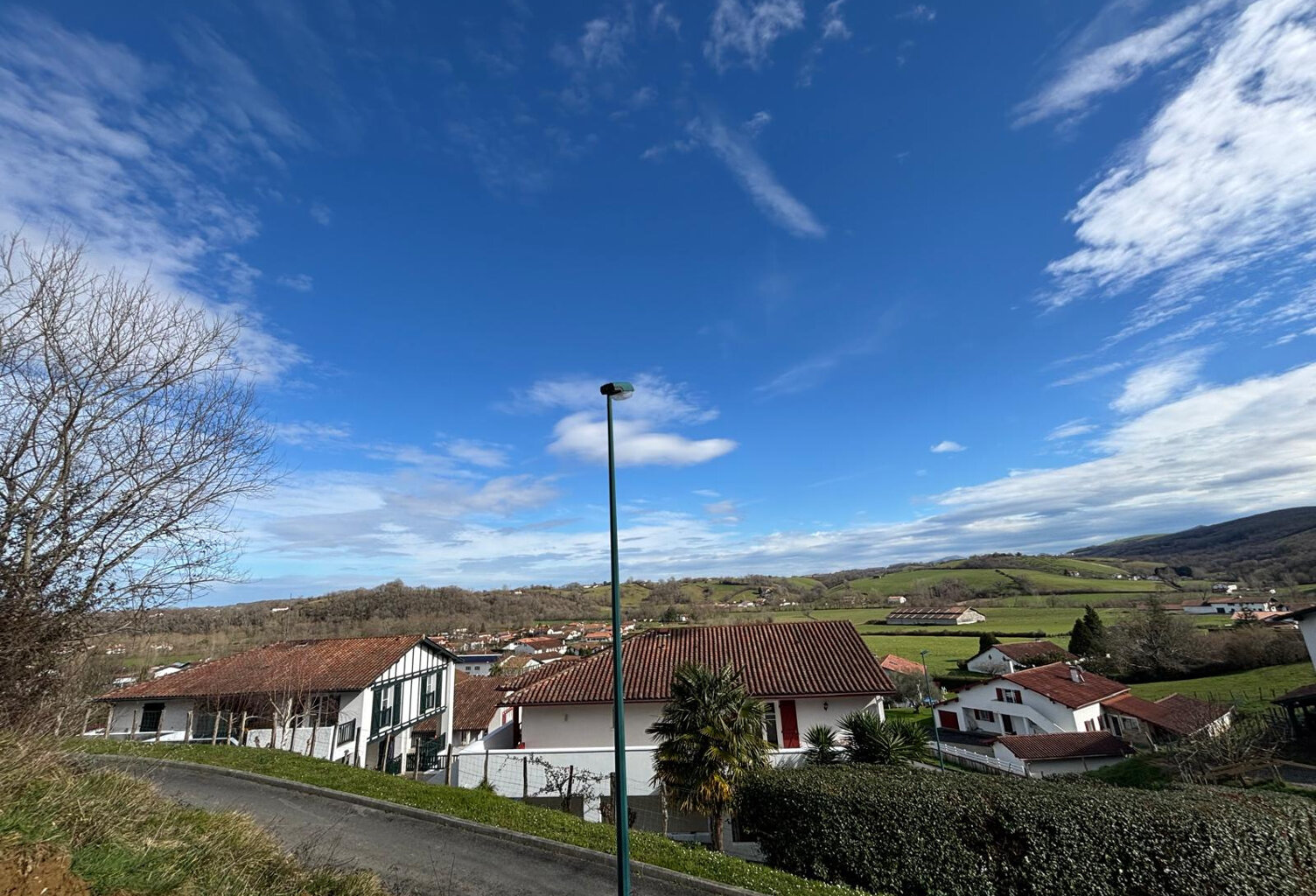 EXCLUSIVITÉ   Maison hors d'eau hors d'air avec vue campagne — photo 1