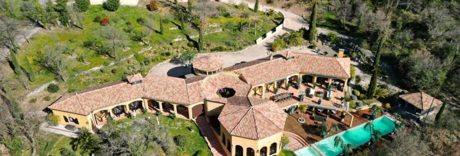 Maison 11 Pièces 522 m² à vendre à Bargemon (83830)