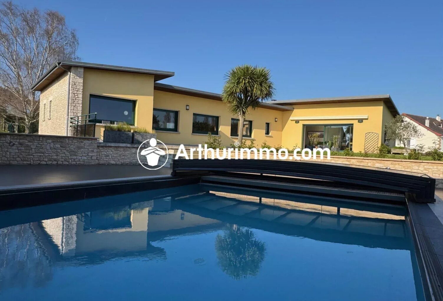 GRANVILLE, Propriété de 175 M² avec piscine et sous sol total — photo 1