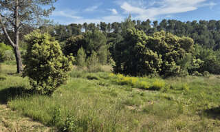 Terrain  305 m² à vendre à Lambesc (13410)