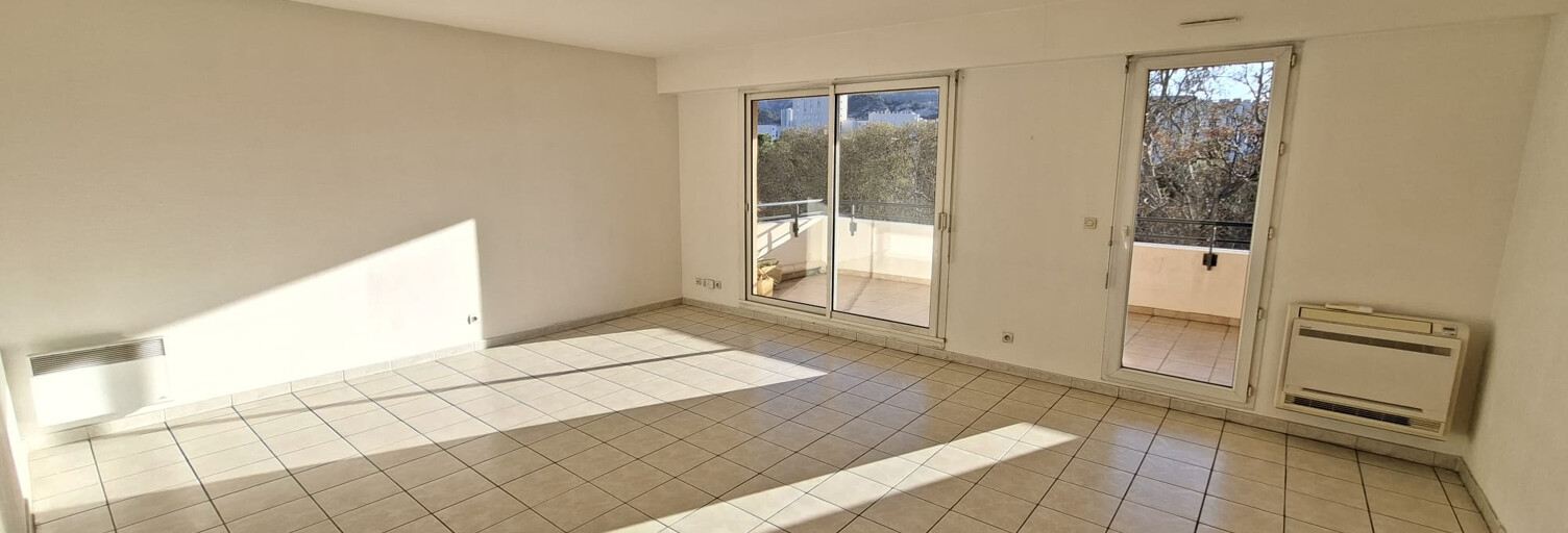 Appartement 4 Pièces 88 m² à louer à Marseille 8 (13008)