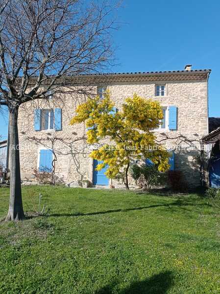 Propri&eacute;t&eacute;  T5 à vendre Taulignan 26770