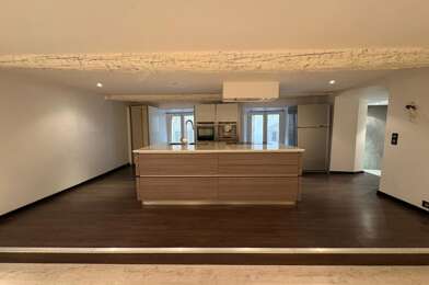 Commerce  820000 €