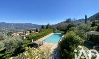 Maison 7 Pièces 315 m² à vendre à Châteauneuf-Villevieille (06390)