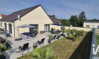 Maison 8 Pièces 238 m² à vendre à Courtois-sur-Yonne (89100)