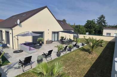 Maison 8 pièces 499000 €