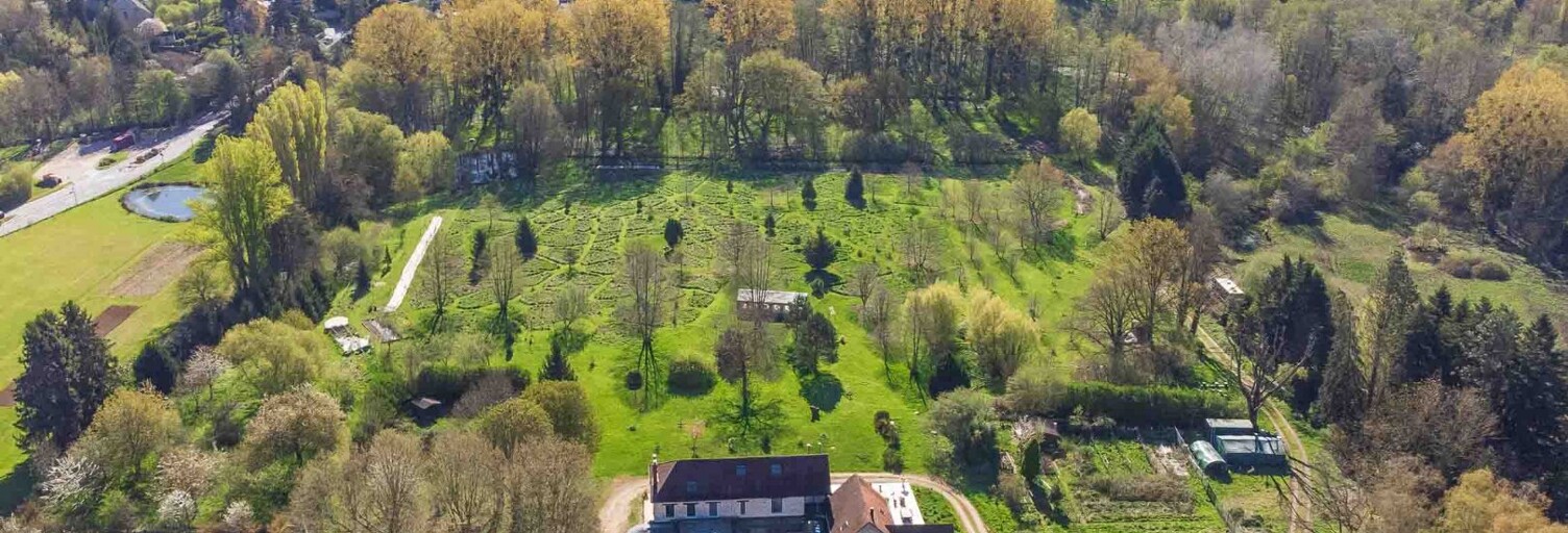 Maison 21 Pièces 785 m² à vendre à Senlisse (78720)