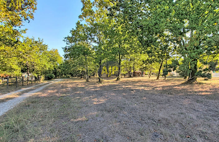 Terrain de 6155 m² dont 1600 m² de constructible — photo 2