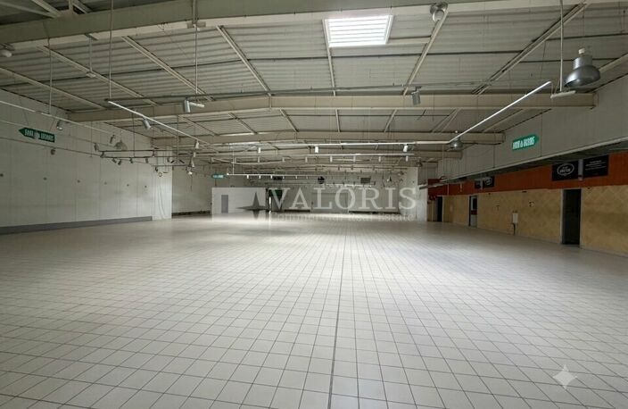 LOCAL COMMERCIAL à LOUER — photo 2