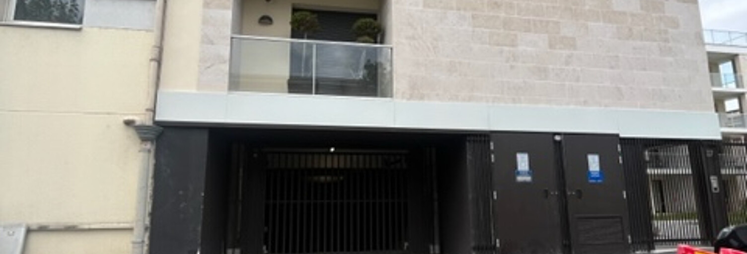 Garage  13 m² à louer à Reims (51100)