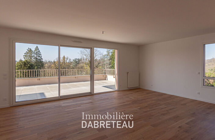 T5 neuf d'exception  dernier étage — photo 2