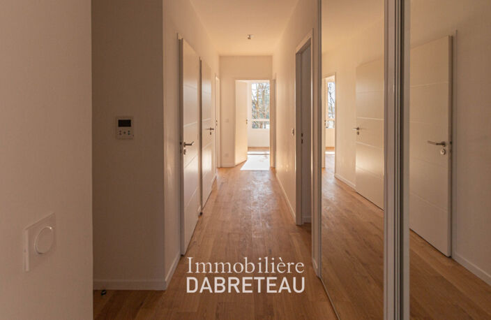 T5 neuf d'exception  dernier étage — photo 4