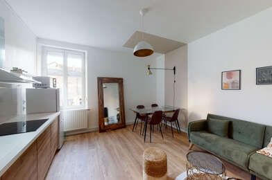 Appartement 5 pièces 235400 €