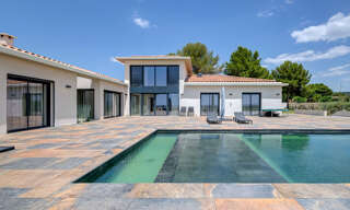 Maison 6 Pièces 500 m² à louer à Aix-en-Provence (13090)