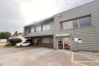 Commerce  164000 €