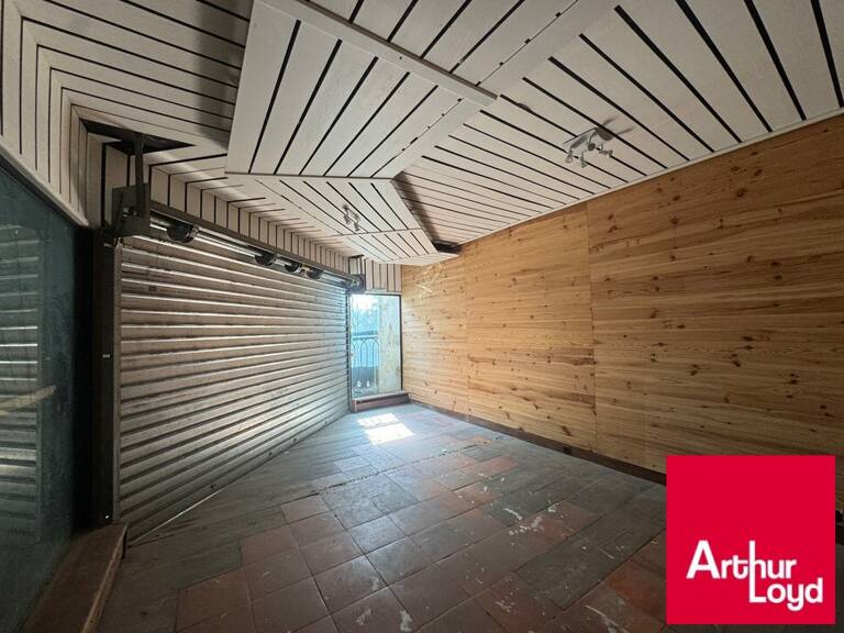 LOCAL COMMERCIAL à LOUER — photo 1